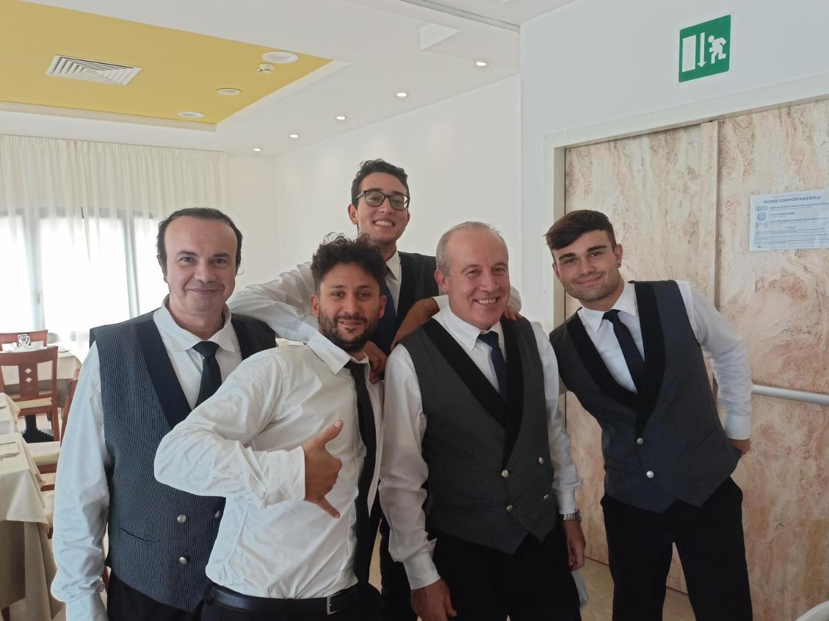 Hotel Ascot Riccione Eksteriør bilde