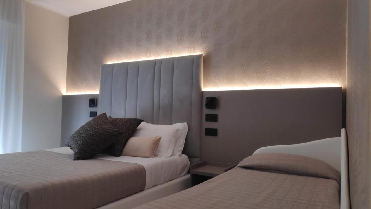 Hotel Ascot Riccione Eksteriør bilde