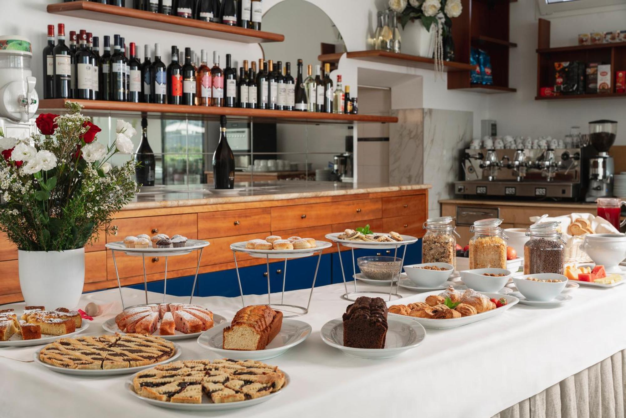 Hotel Ascot Riccione Eksteriør bilde
