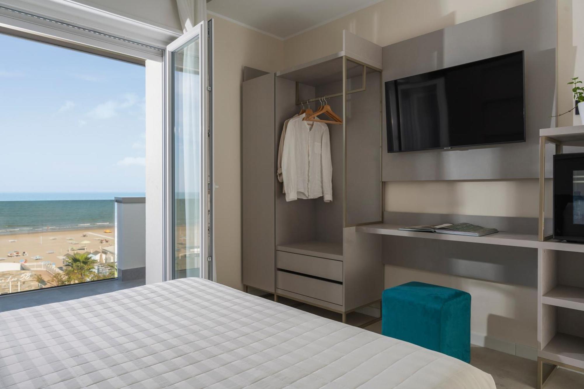 Hotel Ascot Riccione Eksteriør bilde